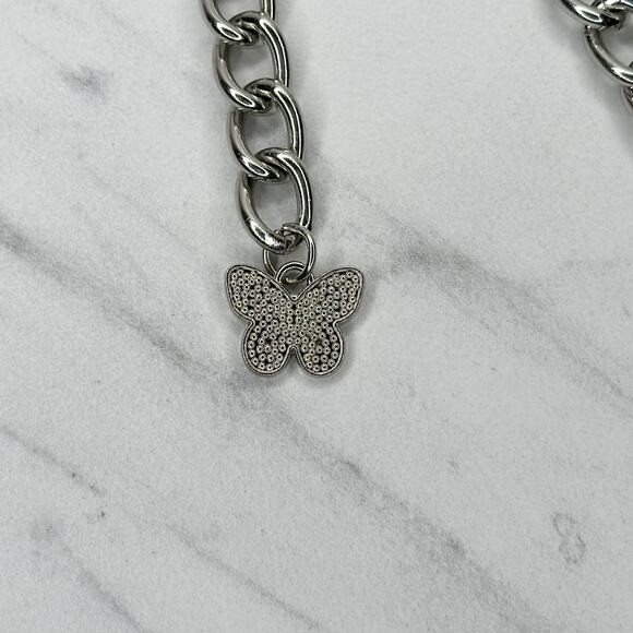 Butterfly Charm Silver Tone Metal Chain Link Belt One Size (OS) ✨ - Picture 12 of 12